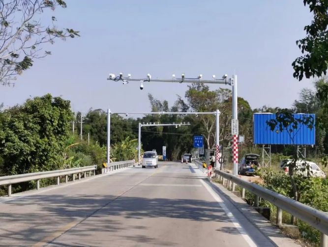 防城港市非现场执法项目通过验收投入使用